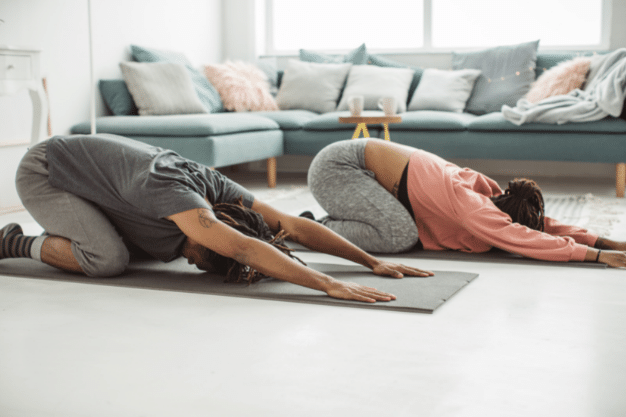 ejercicios para estirar la espalda