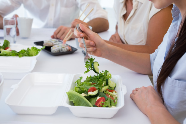 comer en la oficina